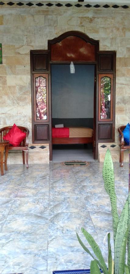 Kuwera Homestay Batununggul Esterno foto