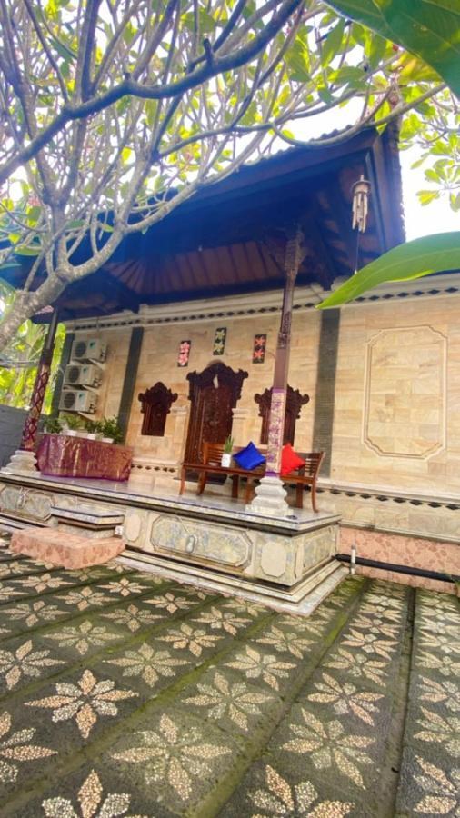 Kuwera Homestay Batununggul Esterno foto