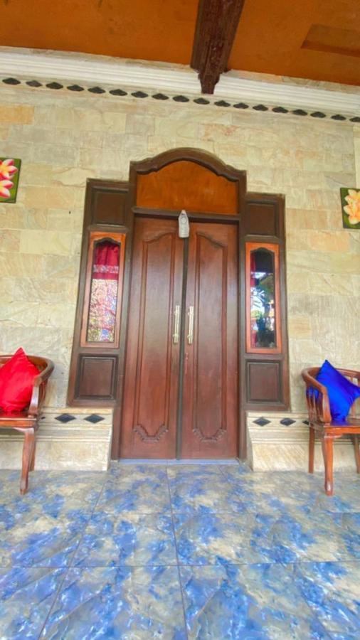 Kuwera Homestay Batununggul Esterno foto