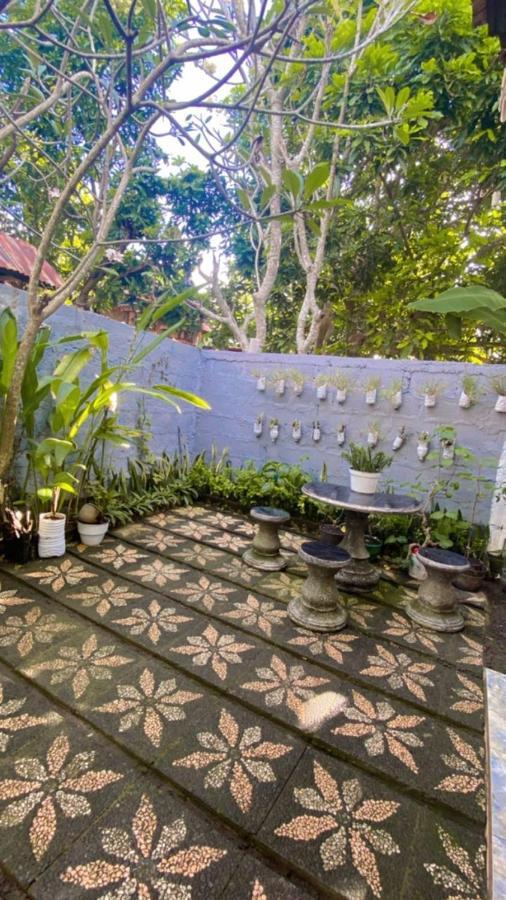 Kuwera Homestay Batununggul Esterno foto
